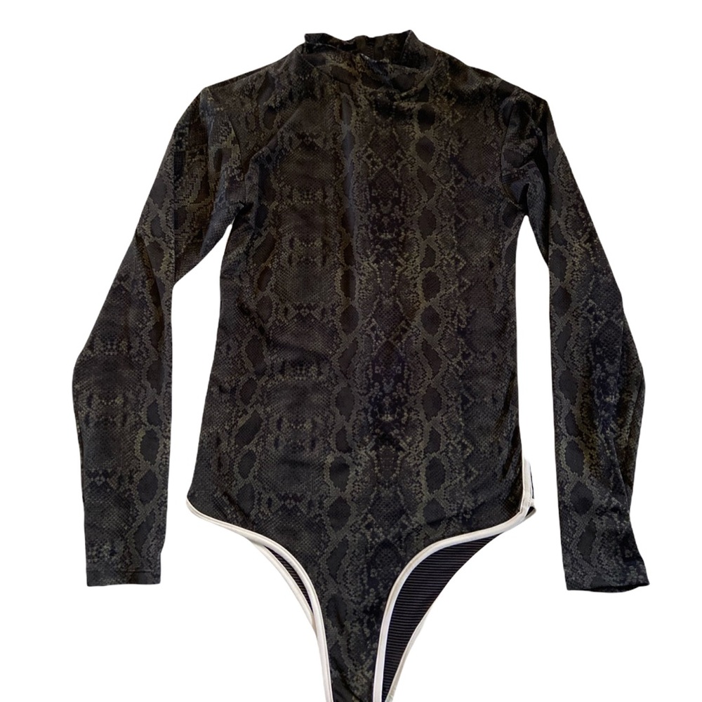 Acacia Swimwear Ehukai Size XLARGE
